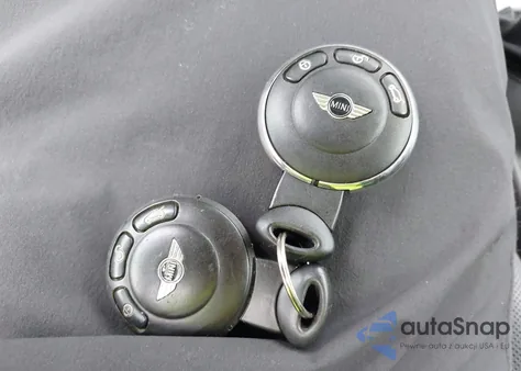 2010 Mini Cooper Clubman z USA, uszkodzony, nr VIN WMWML3C55ATX51447